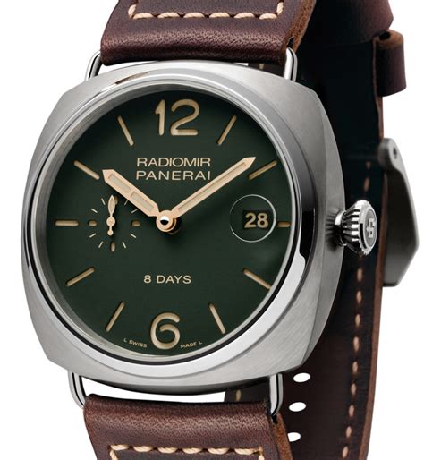 panerai pam 735 dial.